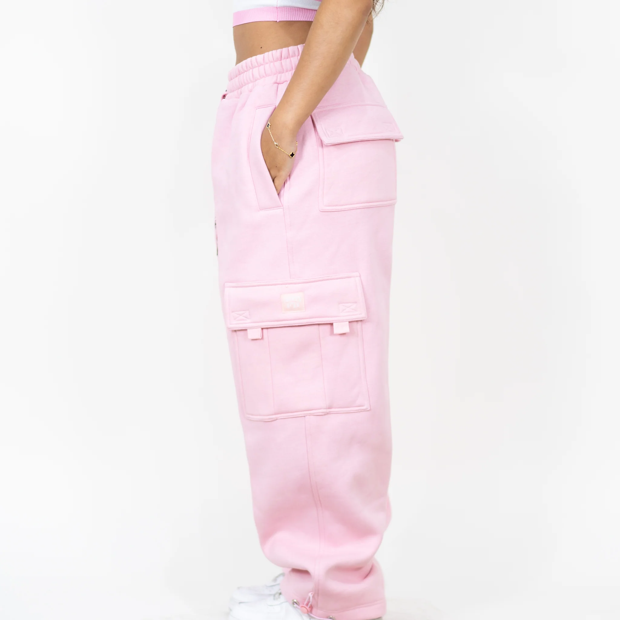 FB County Heavyweight Baggy Cargo Sweatpants - Image 5